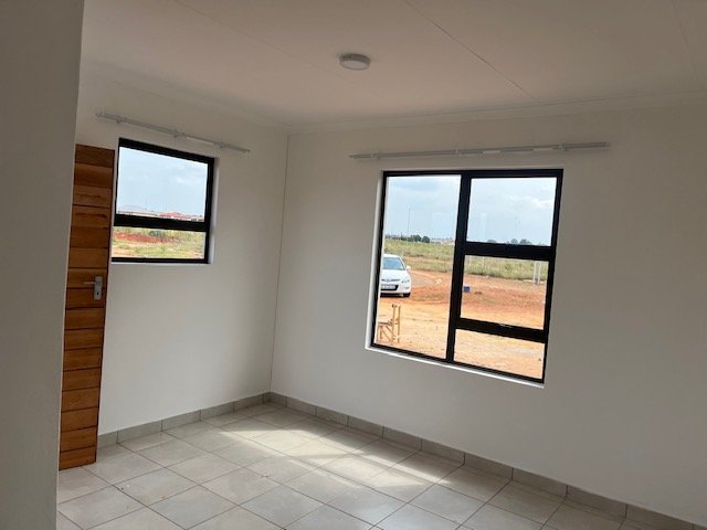 3 Bedroom Property for Sale in Windmill Park Gauteng