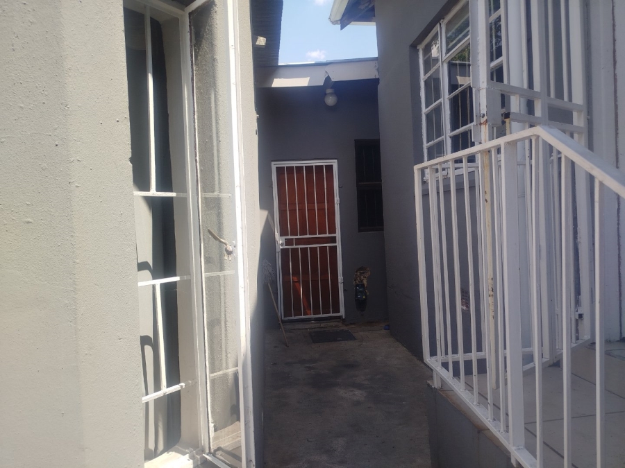  Bedroom Property for Sale in Rosettenville Gauteng