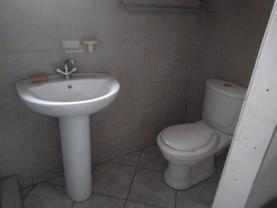 4 Bedroom Property for Sale in Rooihuiskraal Gauteng
