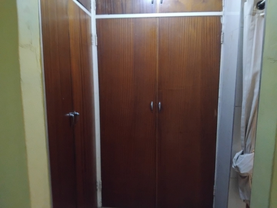 4 Bedroom Property for Sale in Rooihuiskraal Gauteng
