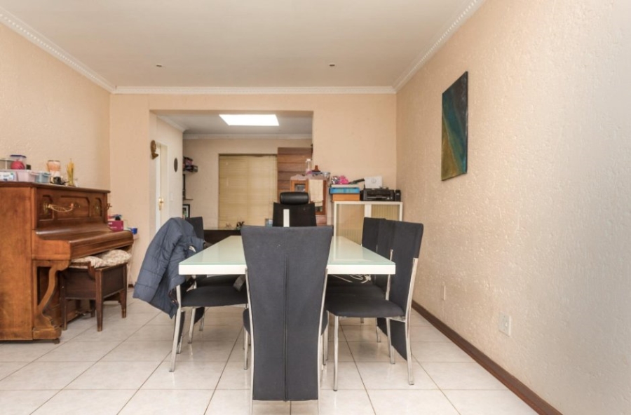 5 Bedroom Property for Sale in Kensington Gauteng
