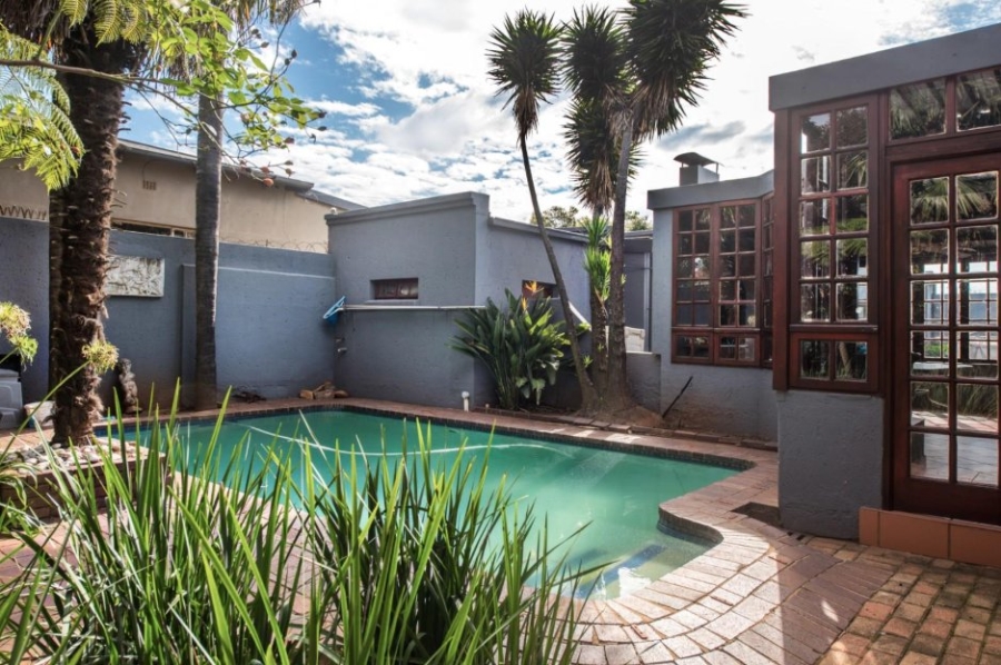 5 Bedroom Property for Sale in Kensington Gauteng