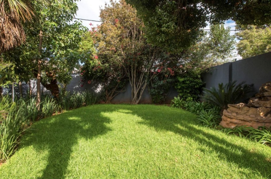 5 Bedroom Property for Sale in Kensington Gauteng