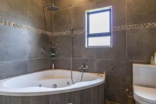 5 Bedroom Property for Sale in Theresa Park Gauteng