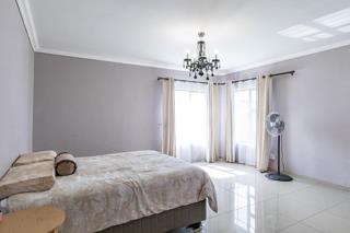 5 Bedroom Property for Sale in Theresa Park Gauteng