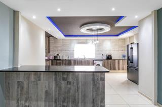 5 Bedroom Property for Sale in Theresa Park Gauteng