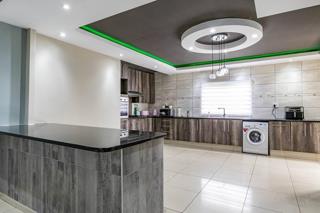 5 Bedroom Property for Sale in Theresa Park Gauteng