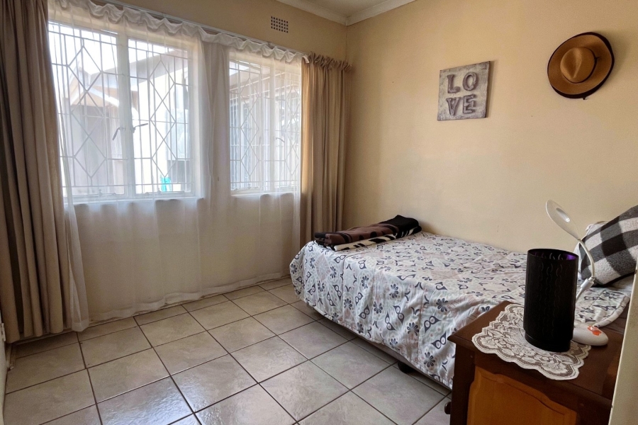 4 Bedroom Property for Sale in Brackendowns Gauteng