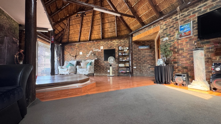 4 Bedroom Property for Sale in Risiville Gauteng