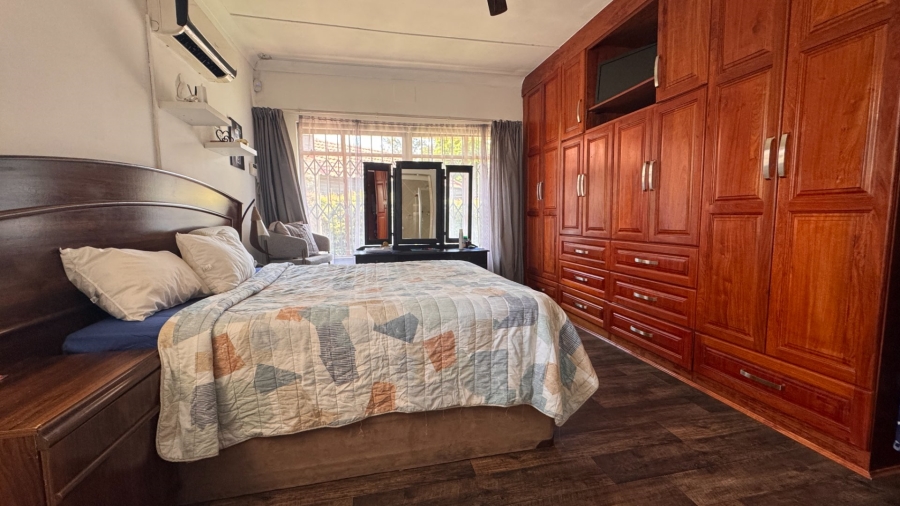4 Bedroom Property for Sale in Risiville Gauteng