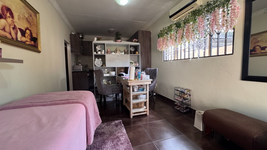4 Bedroom Property for Sale in Risiville Gauteng