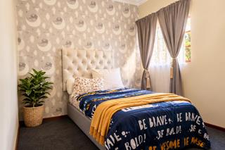To Let 4 Bedroom Property for Rent in Faerie Glen Gauteng