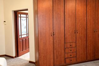 To Let 4 Bedroom Property for Rent in Faerie Glen Gauteng