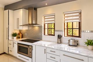To Let 4 Bedroom Property for Rent in Faerie Glen Gauteng