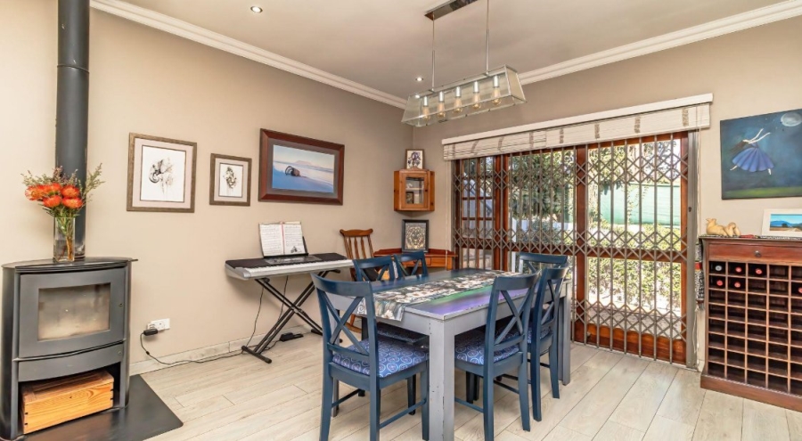 4 Bedroom Property for Sale in Highway Gardens Gauteng