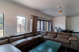 7 Bedroom Property for Sale in Theresa Park Gauteng