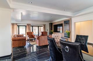 7 Bedroom Property for Sale in Theresa Park Gauteng