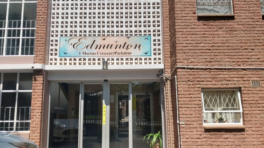 2 Bedroom Property for Sale in Parkdene Gauteng