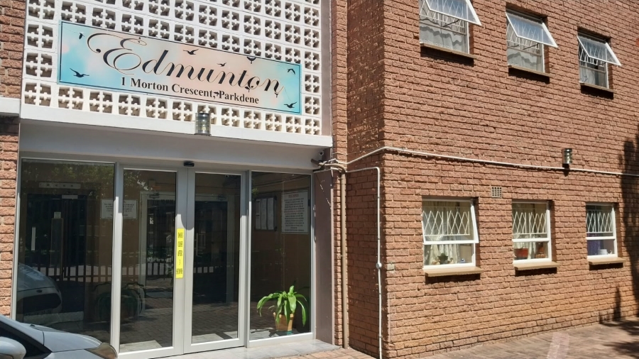 2 Bedroom Property for Sale in Parkdene Gauteng