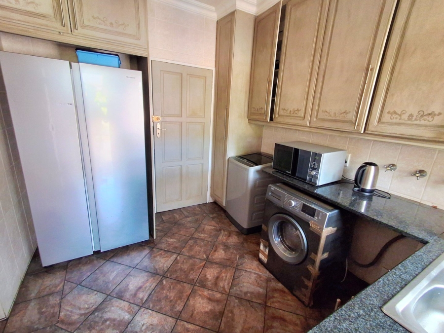 4 Bedroom Property for Sale in Vanderbijlpark SE 8 Gauteng
