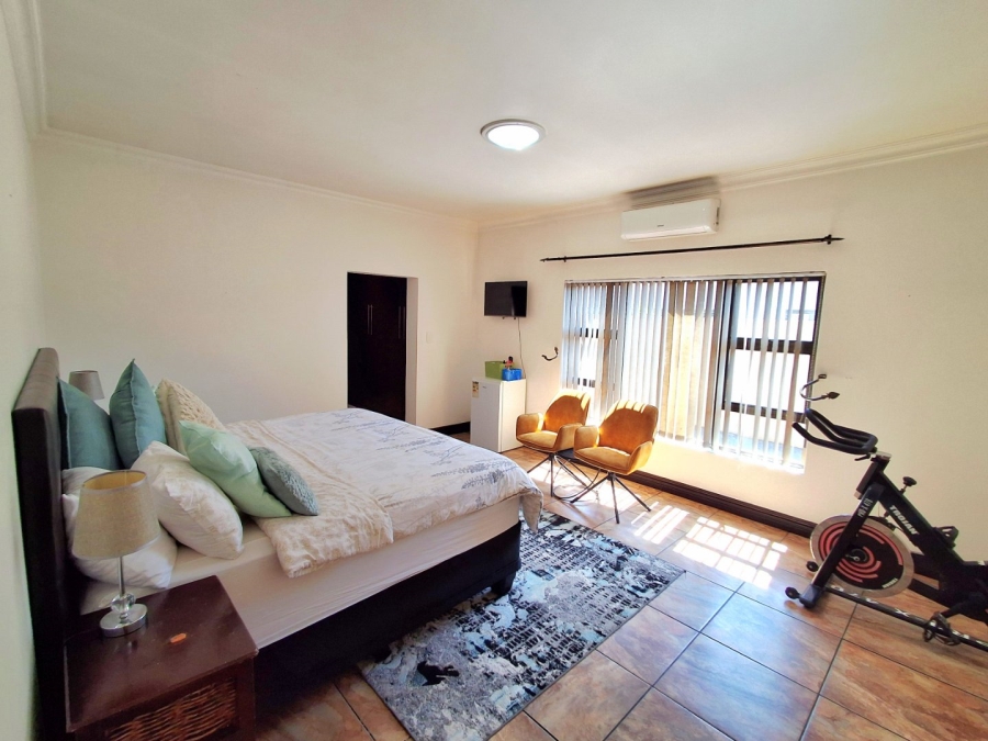 4 Bedroom Property for Sale in Vanderbijlpark SE 8 Gauteng