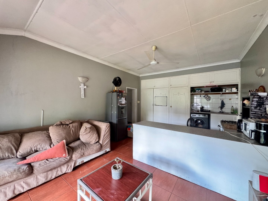 To Let 2 Bedroom Property for Rent in Lyttelton Manor Gauteng