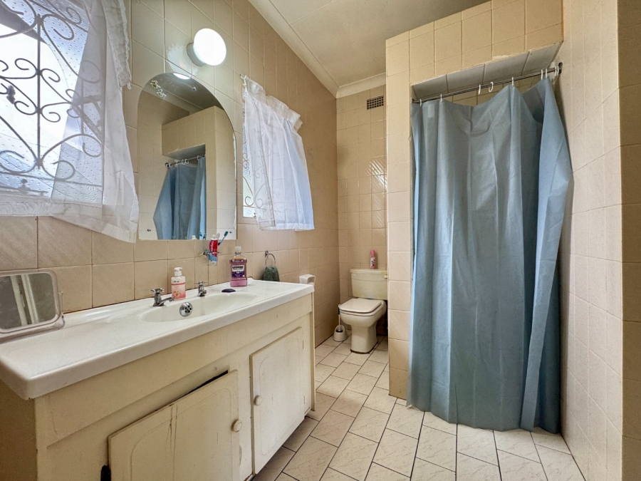 To Let 2 Bedroom Property for Rent in Lyttelton Manor Gauteng