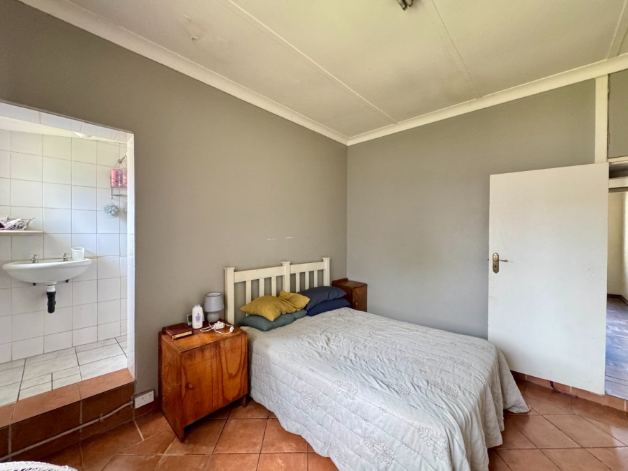 To Let 2 Bedroom Property for Rent in Lyttelton Manor Gauteng