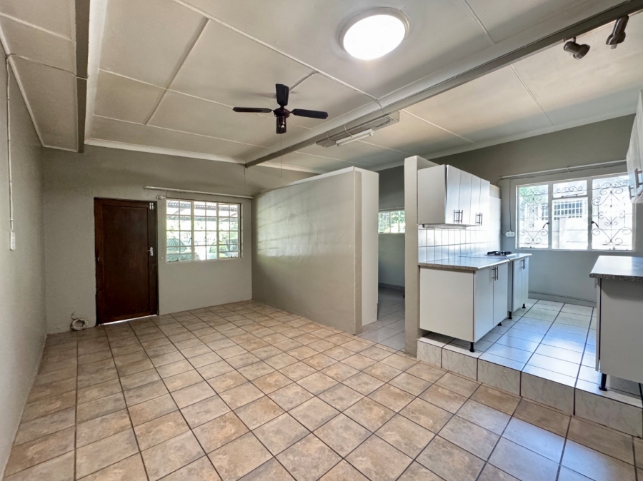 To Let 1 Bedroom Property for Rent in Lyttelton Manor Gauteng