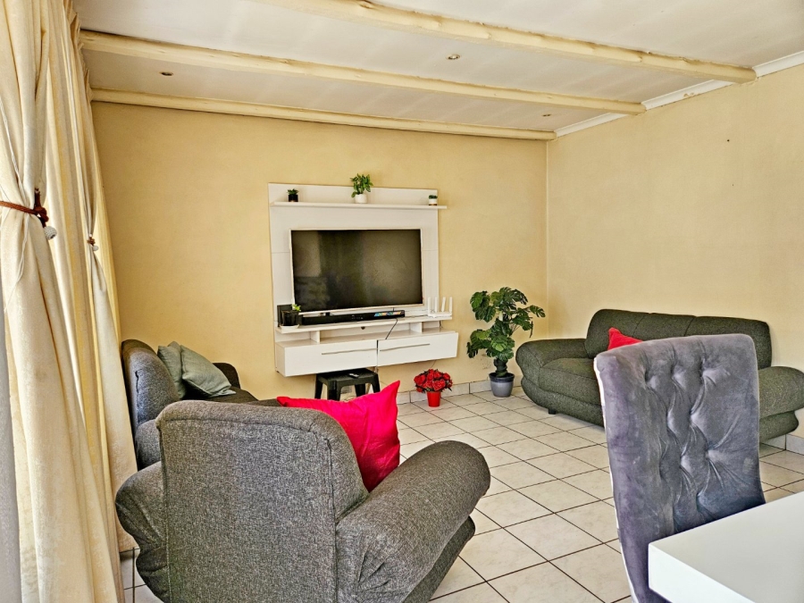 4 Bedroom Property for Sale in Birch Acres Gauteng