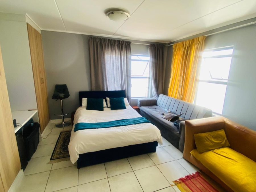 To Let  Bedroom Property for Rent in Linbro Park Gauteng