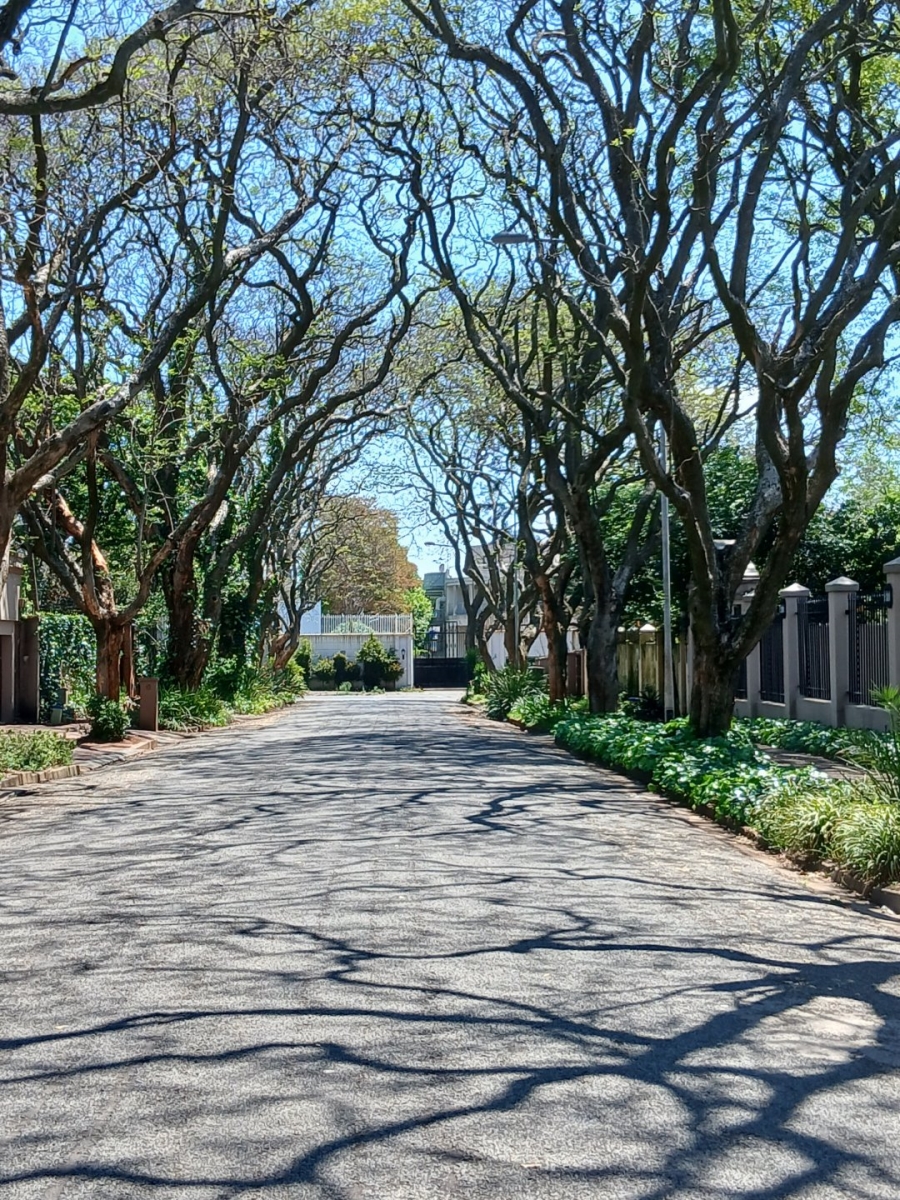 To Let 2 Bedroom Property for Rent in Houghton Estate Gauteng