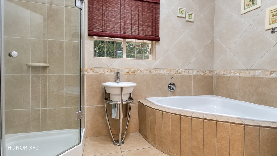 Commercial Property for Sale in Buyscelia Gauteng