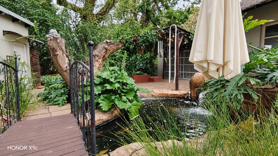 Commercial Property for Sale in Buyscelia Gauteng