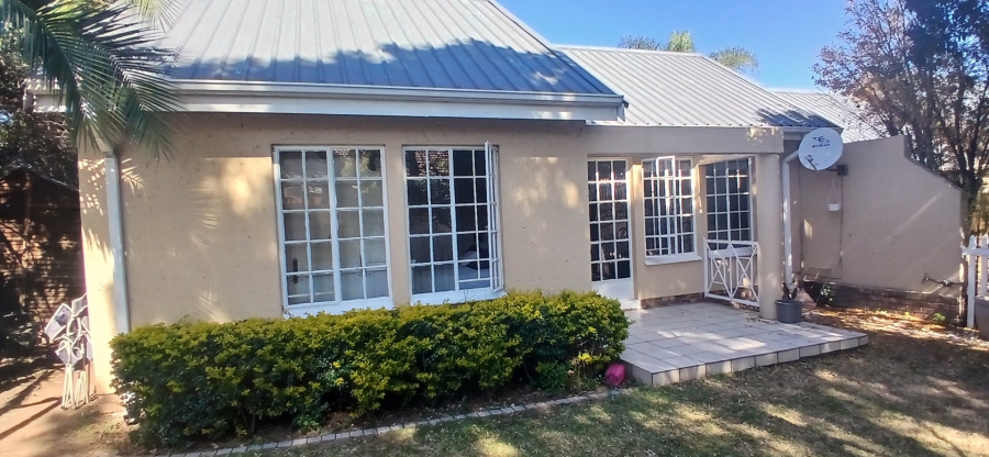 To Let 2 Bedroom Property for Rent in The Reeds Gauteng