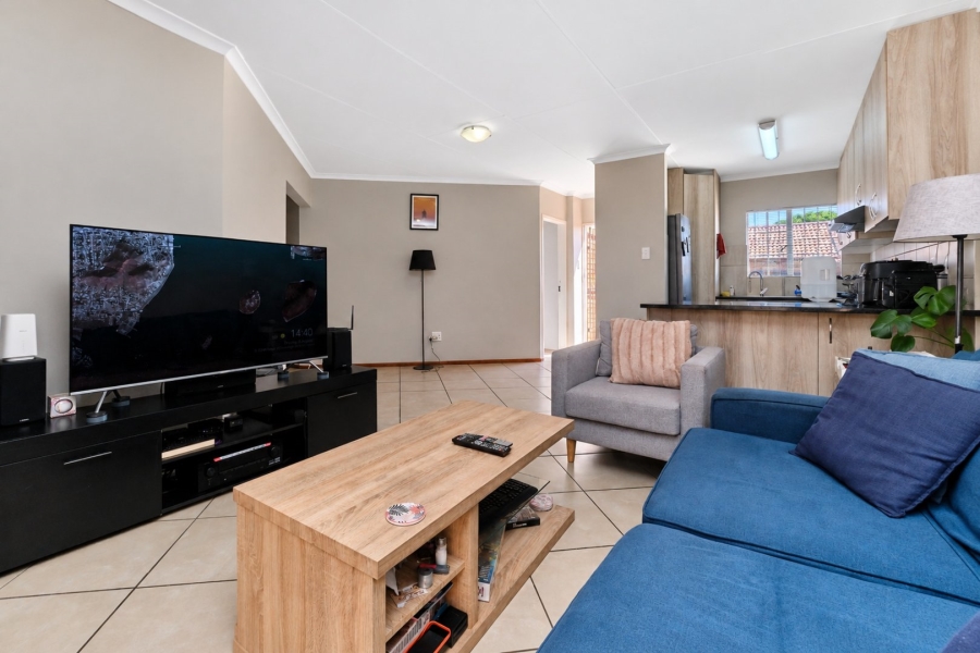 2 Bedroom Property for Sale in Honeydew Ridge Gauteng