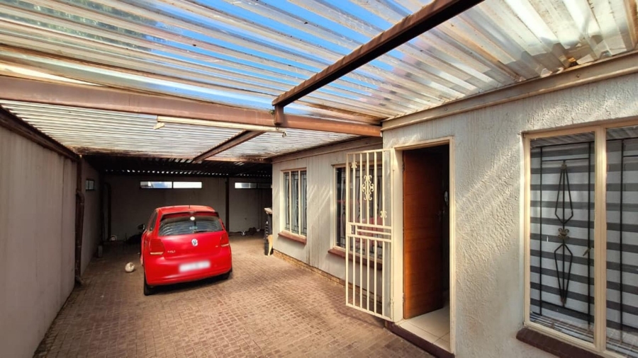 3 Bedroom Property for Sale in Vosloorus Gauteng