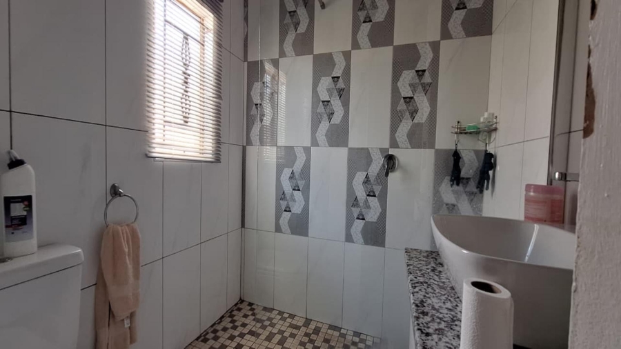 3 Bedroom Property for Sale in Vosloorus Gauteng