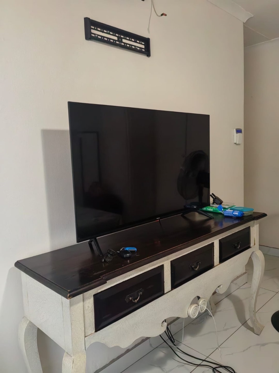 4 Bedroom Property for Sale in Brackendowns Gauteng