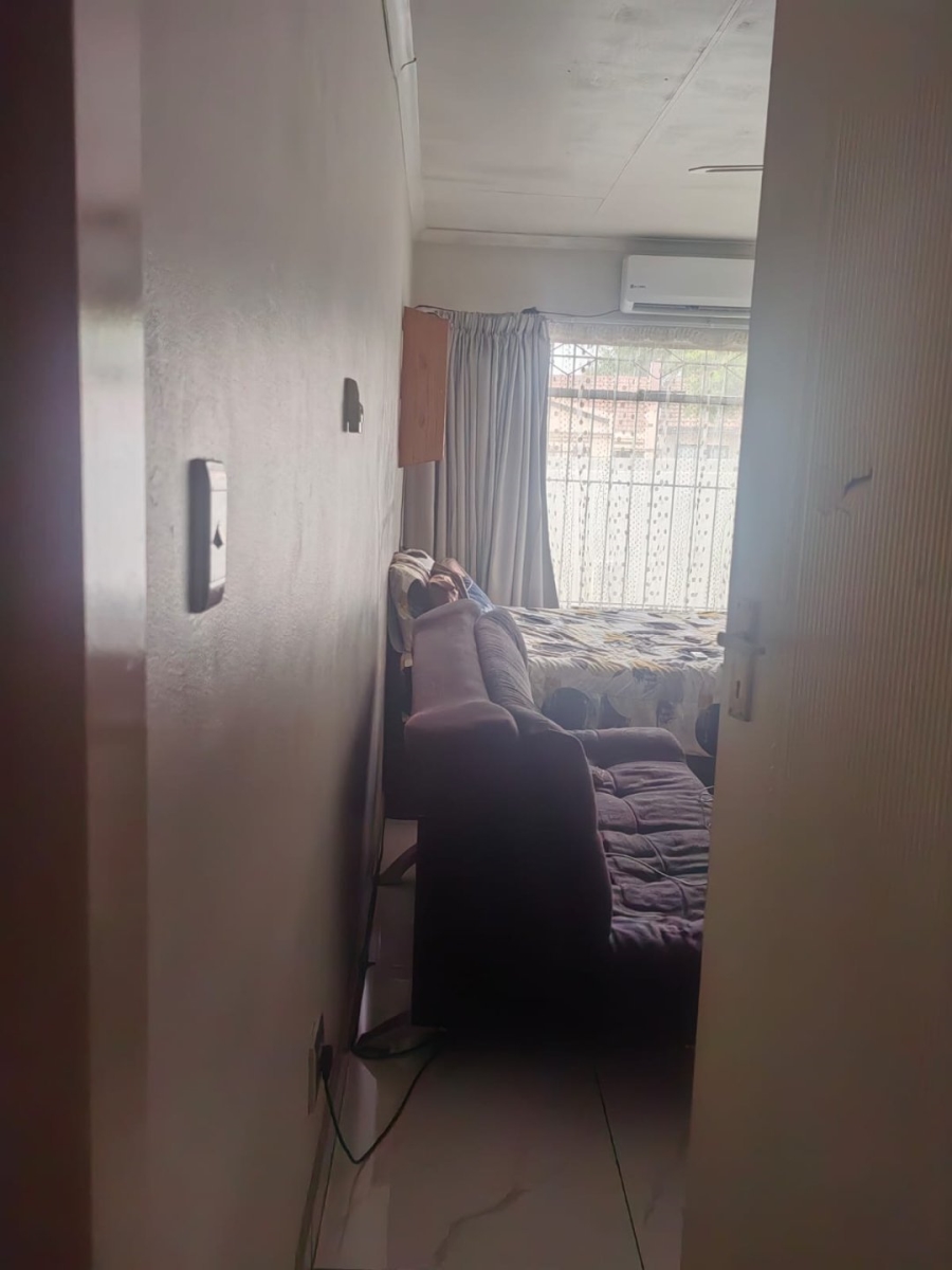 4 Bedroom Property for Sale in Brackendowns Gauteng