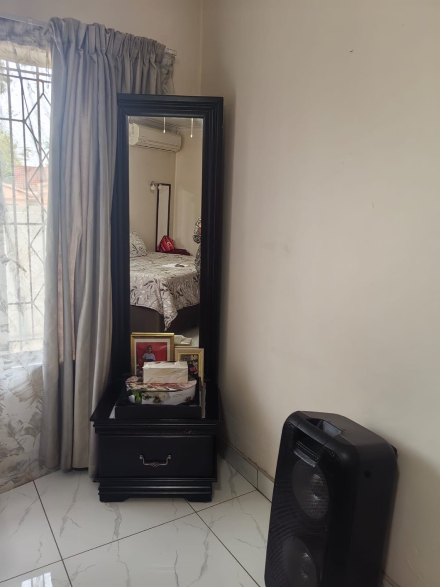 4 Bedroom Property for Sale in Brackendowns Gauteng