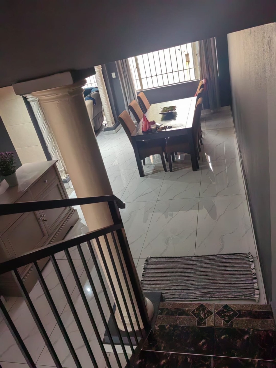 4 Bedroom Property for Sale in Brackendowns Gauteng