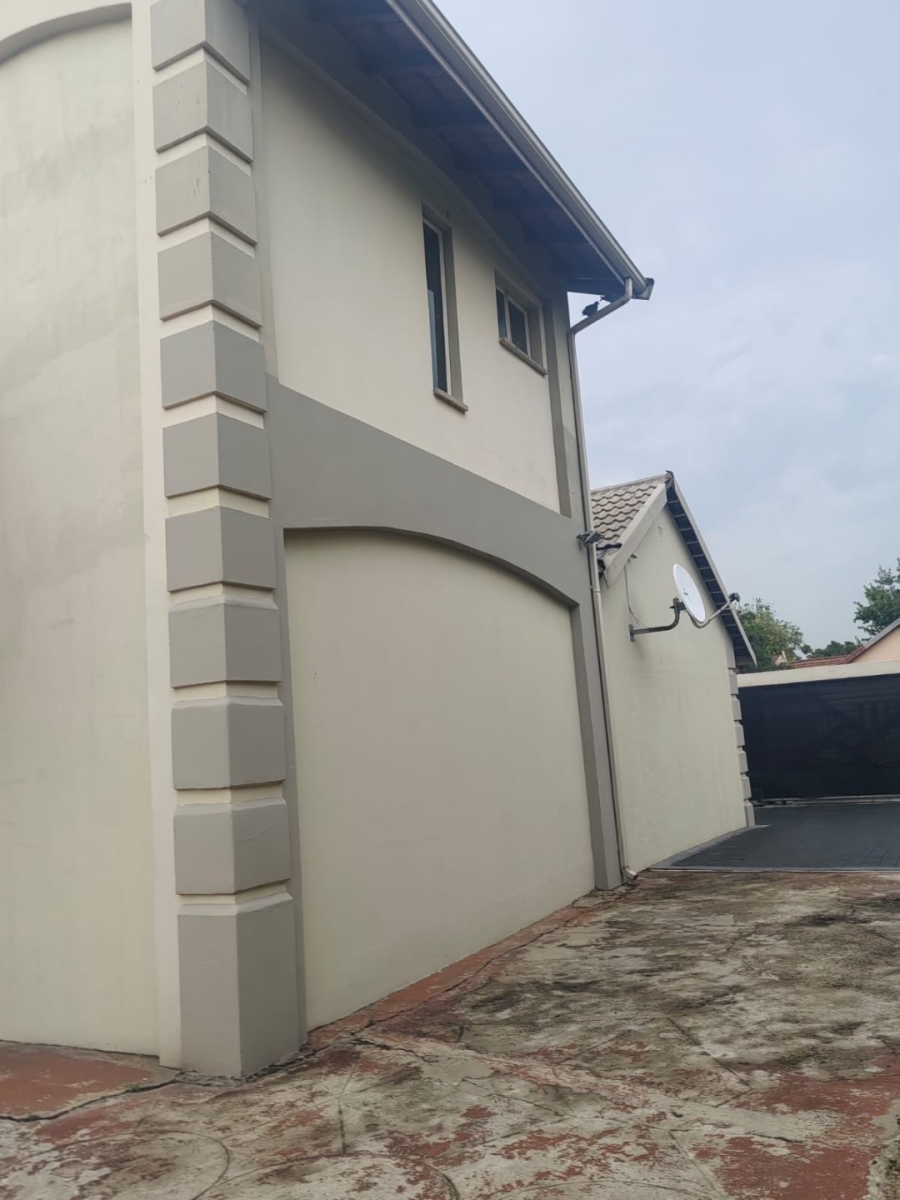 4 Bedroom Property for Sale in Brackendowns Gauteng