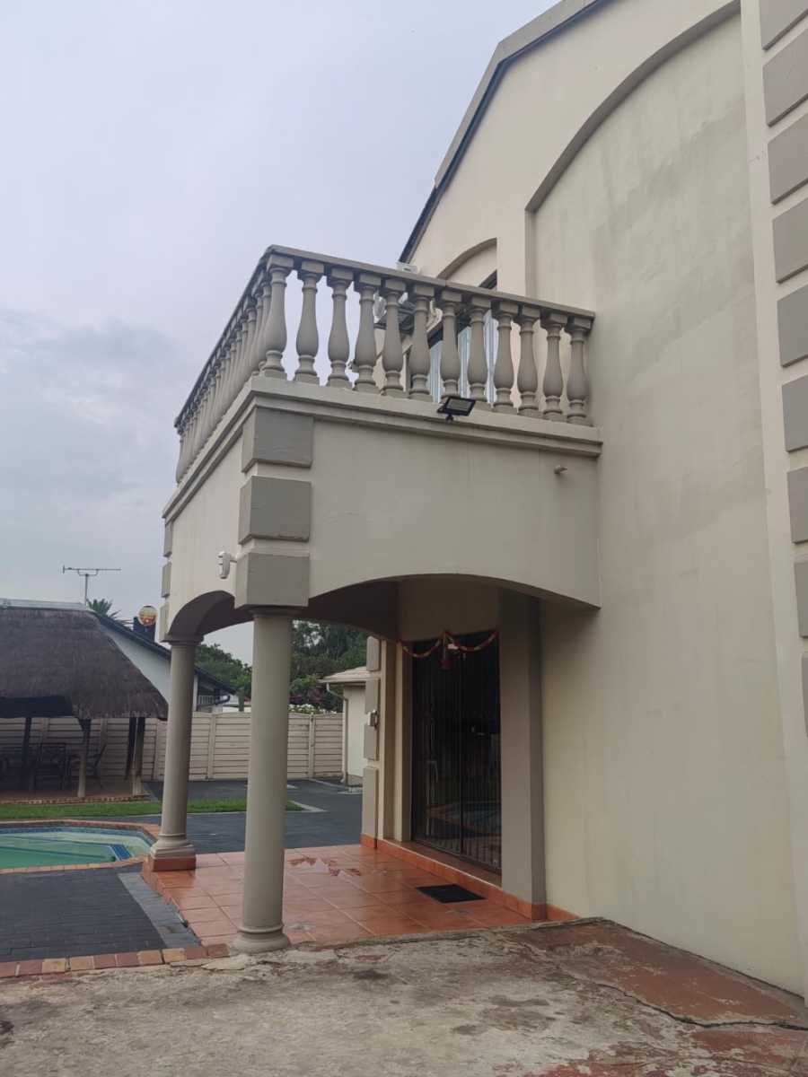 4 Bedroom Property for Sale in Brackendowns Gauteng