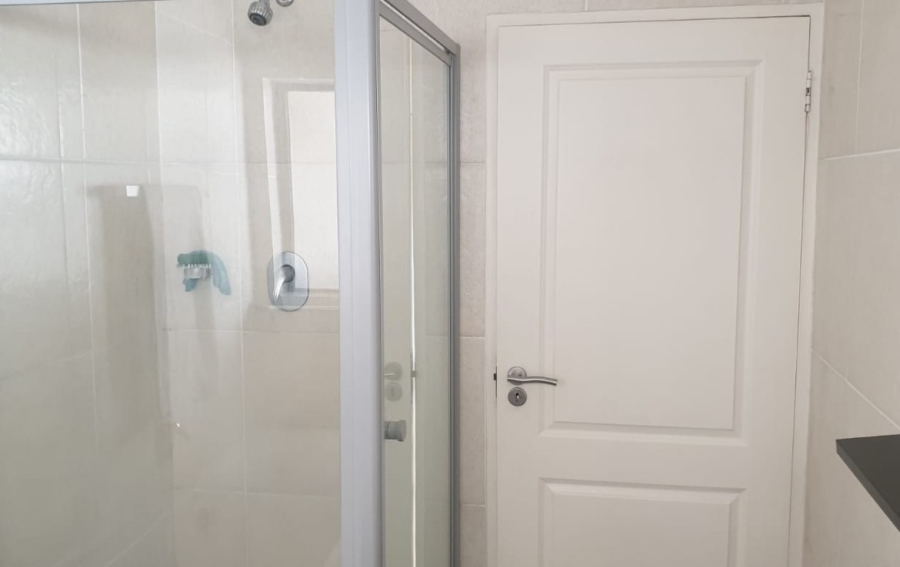 To Let 2 Bedroom Property for Rent in Greenstone Hill Gauteng