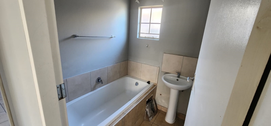 3 Bedroom Property for Sale in Sky City Gauteng