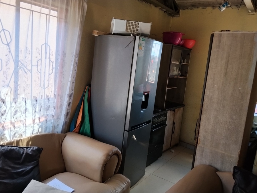 2 Bedroom Property for Sale in Daveyton Gauteng