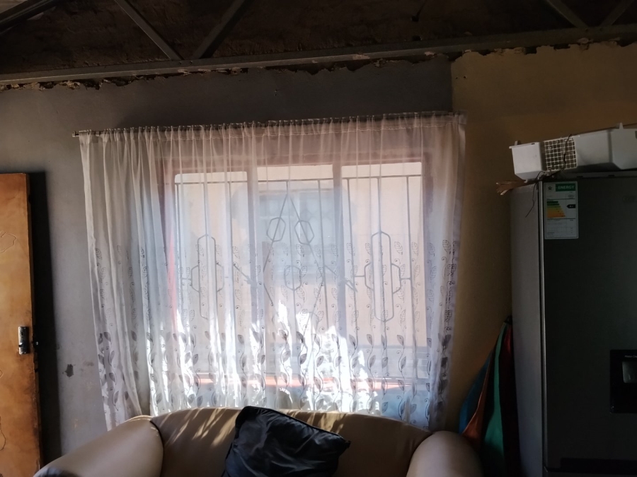 2 Bedroom Property for Sale in Daveyton Gauteng