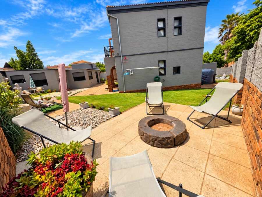 3 Bedroom Property for Sale in Jordaan Park Gauteng