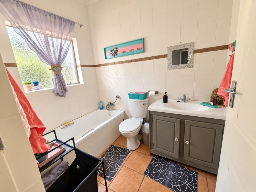 3 Bedroom Property for Sale in Jordaan Park Gauteng